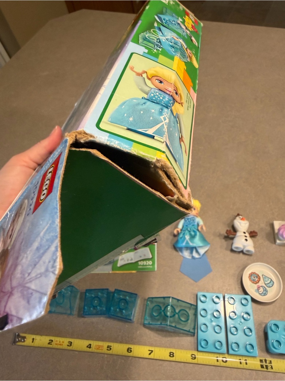 LEGO DUPLO: Elsa and Olaf's Tea Party (10920) Used With Creases In Box - Picture 10 of 10